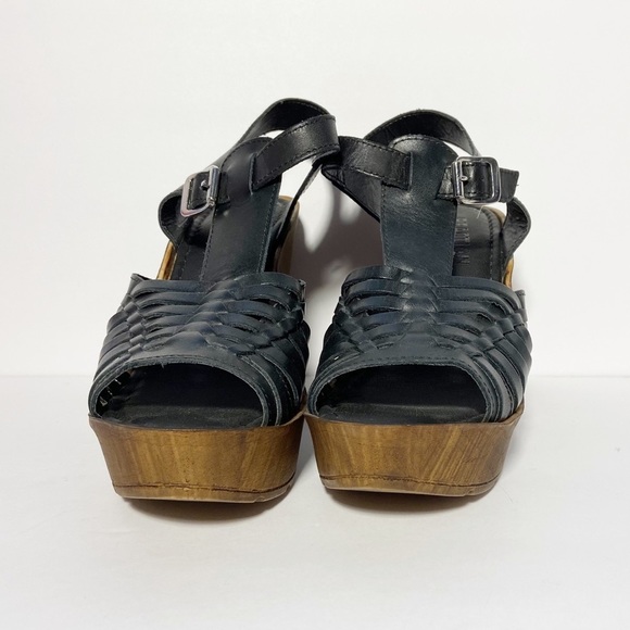 Kenneth Cole Reaction Capellini Wedge Size 7.5M - Picture 2 of 9